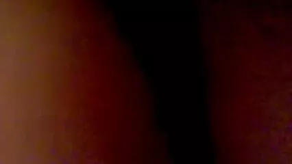 نرس نے جنسی کھلونے سے مشت زنی کرنے کے بعد اپنی گدی کو مقعد جنسی کے لیے نیو سیکسی فریم کر دیا۔