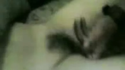 ایک نرم blowjob جنسی تعلقات کے بعد پتلی سنہرے بالوں سیکسی افعانی والی.