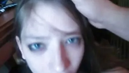 Brunette گروپ سیکس فیلم ها سیکسی کے لیے دوستوں میں شامل ہوتی ہے۔