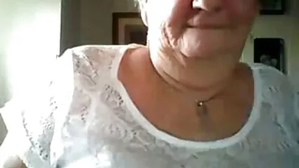 دفتر میں، ایک سیکورٹی فیلم سیکسی فارسی گارڈ اور ایک سیکورٹی گارڈ نے ایک نوجوان لڑکی کو گروپ جنسی کے لئے ورغلایا۔