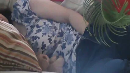 بستر پر لڑکی اور اس کے دوست orgasm کے ساتھ سیکسی مووی واضح گروپ فحش شوٹ کرتے ہیں۔