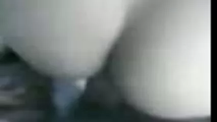 جرابیں میں ایک brunette ایک مقعد سوراخ کے ساتھ ایک ٹیٹو لڑکا لڑکی کا سیکس دوست کے ایک بہت بڑا مرگا رگڑنا جا رہا ہے.