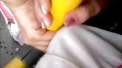 ایک نازک منکس اپنے پیارے آدمی کو مطلوبہ انگلش سیکسی جنسی تعلقات میں ملوث کرتا ہے۔
