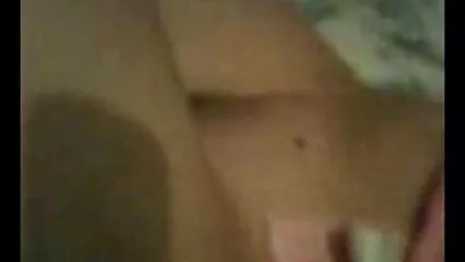 سفید چمڑی والی سلٹ کو کالوں سے دوہرا داخلہ ملتا ہے۔ سیکسی فل سیکسی