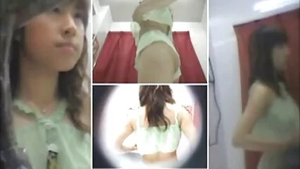 نیگرو ایک سیکسی فلمیں سرسبز سنہرے بالوں والی لڑکی کے منہ میں cums.