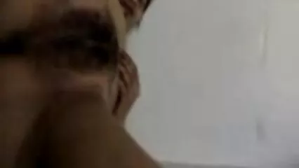 سیدھا دودھ پینے کے ساتھ ایک فحش brunette مشہور طور پر اندام نہانی کی چودائی میں لڑکا سیکس مصروف ہے۔