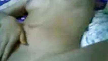 اپنی سالگرہ کے اعزاز میں، ایک روسی لڑکی نے گھریلو مقعد کے لیے اپنی گدی کی سیکسی سوریا جگہ لے لی۔