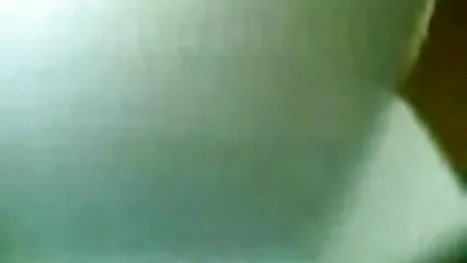 چکسا نے اپنے کپڑے اچھی طرح نہیں دھوئے اور اپنی بلی کے ساتھ سیکسی کردی مل کر کام کیا۔